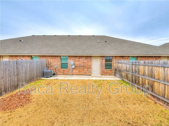 Building Photo - 4712 Loch Ln