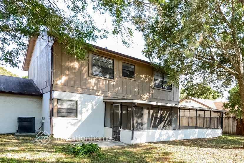 Building Photo - 10710 Wingate Dr