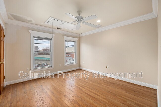 Building Photo - 1809 Kendall St NE