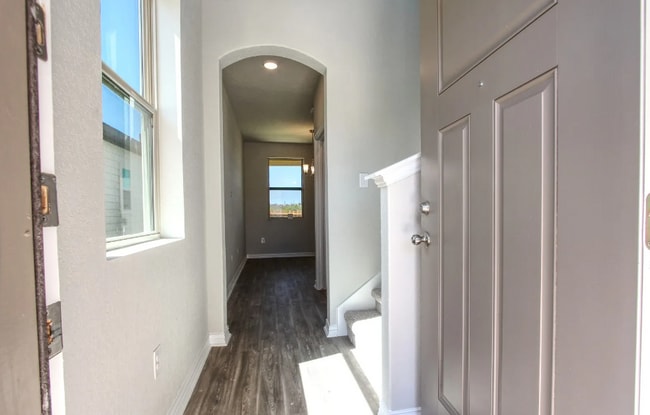 Building Photo - 5507 Devils Gate