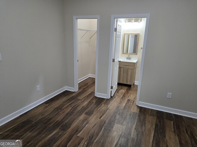 Building Photo - 7814 Bluefin Trail