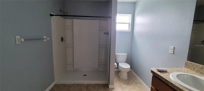 Building Photo - 817 Ashentree Dr
