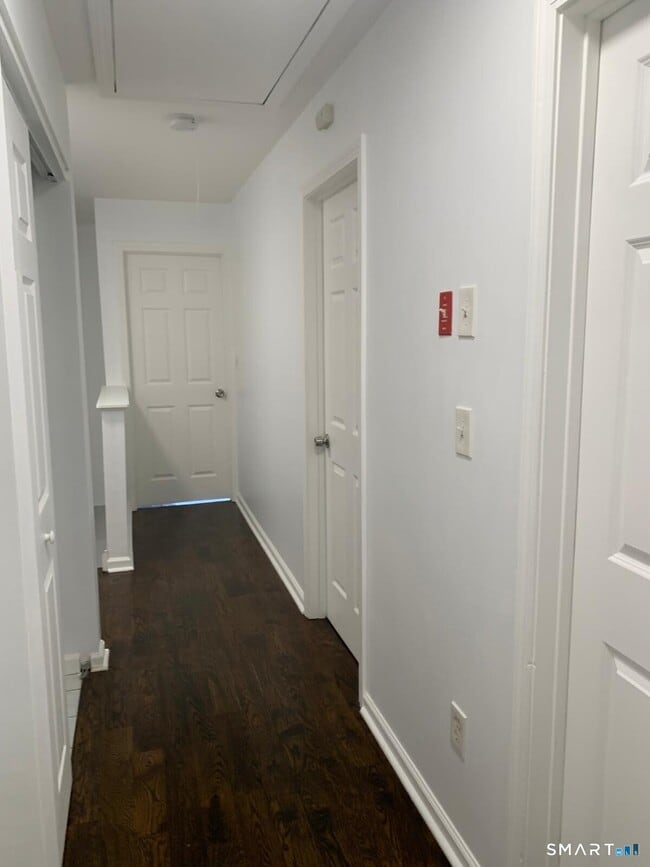 Building Photo - 175 Harding Ave