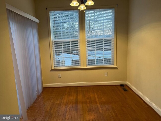 Building Photo - 21910 Weeping Willow Ln