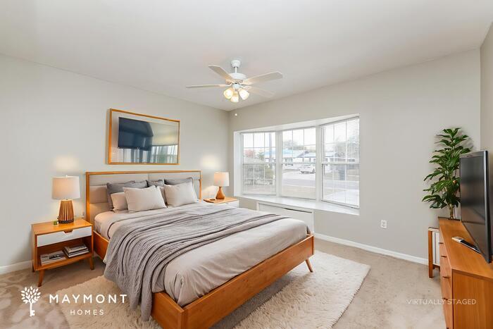 Building Photo - 1208 W Camellia Dr