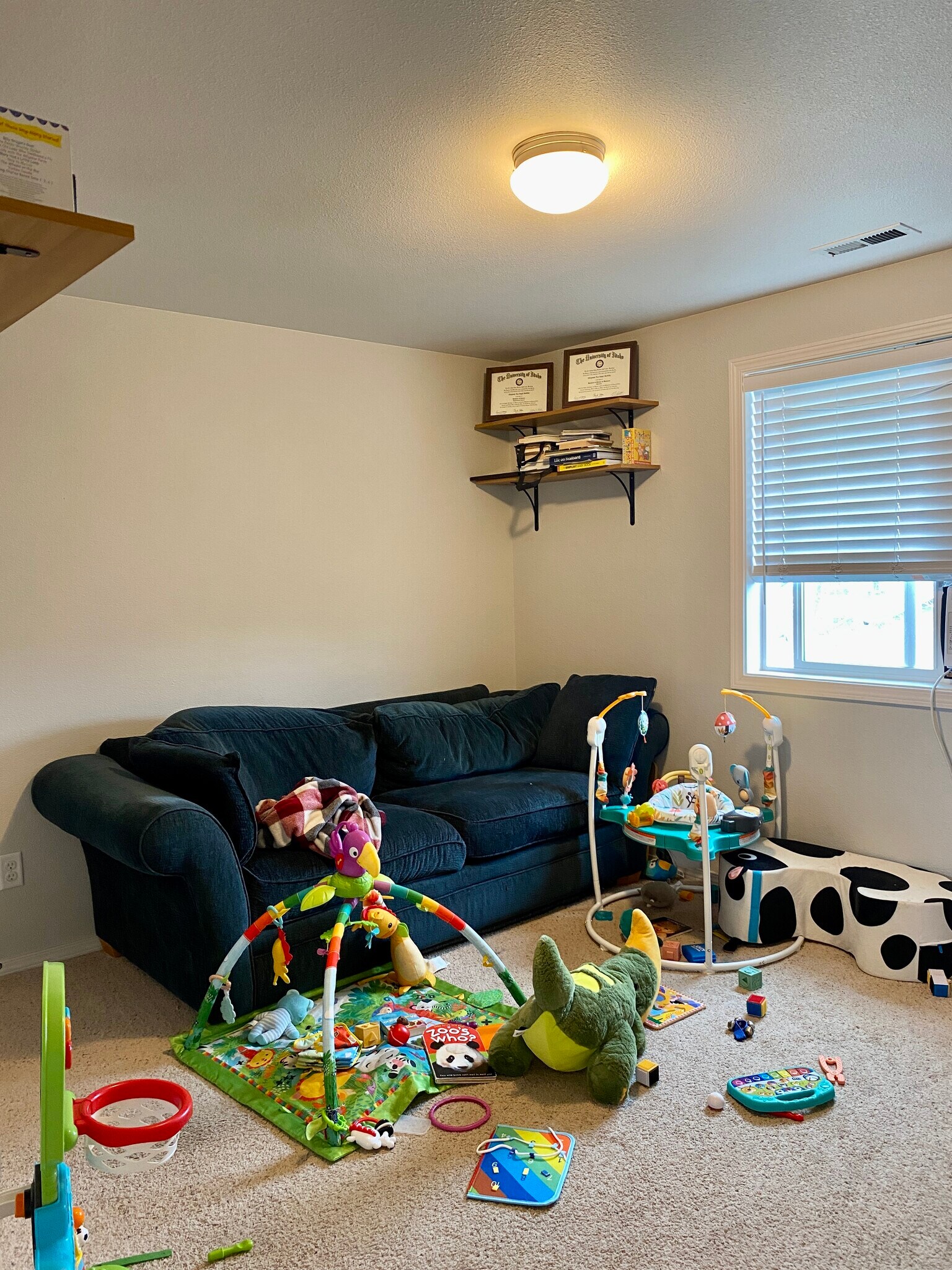 Building Photo - 458 Trout Ave