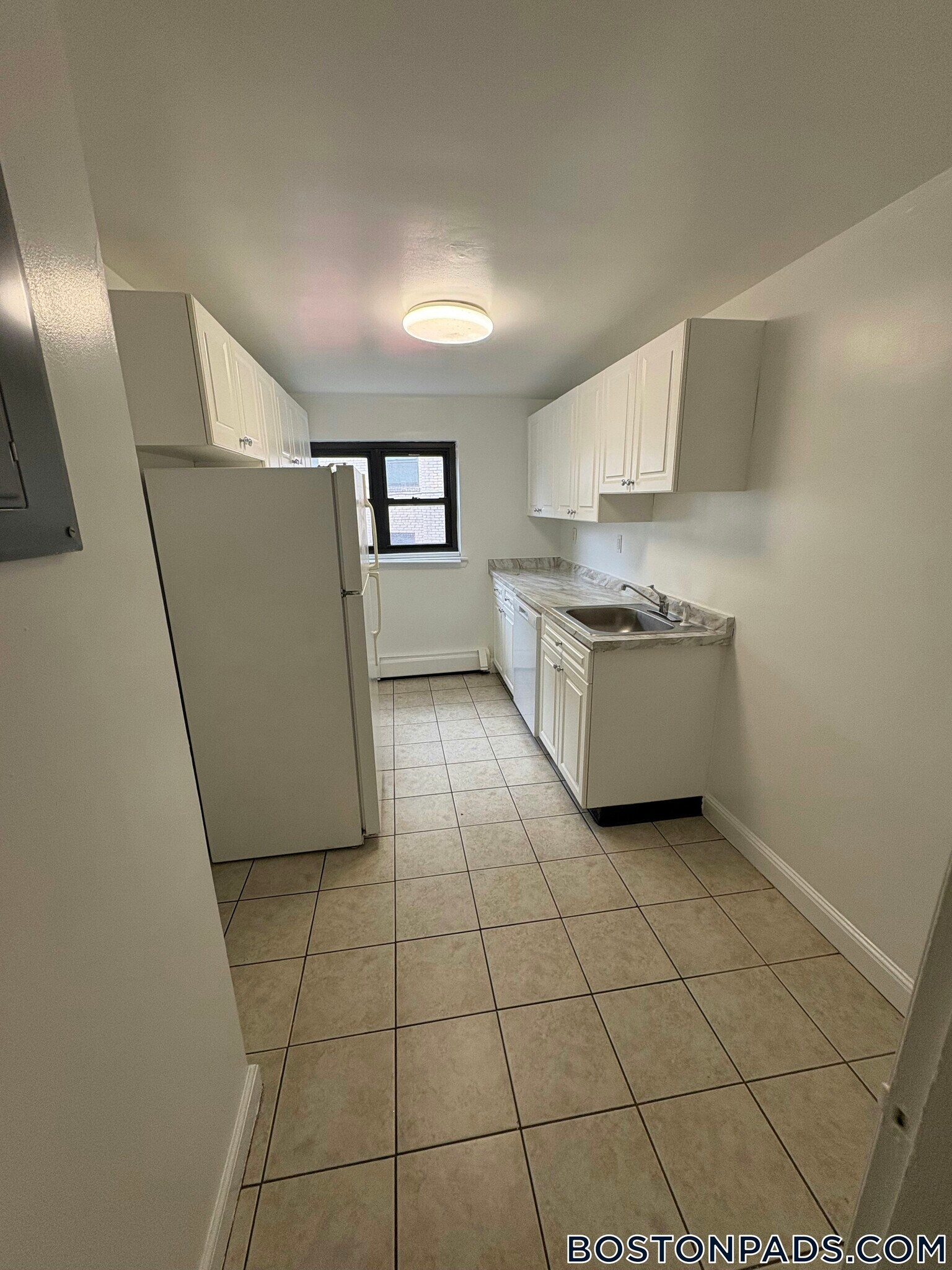 Building Photo - 46 Harvard St