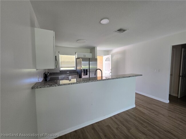 Building Photo - 6942 San Benito Dr
