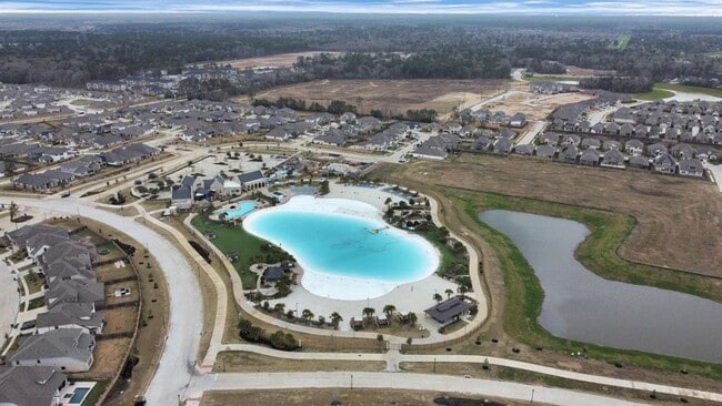 Building Photo - 11807 Kinlough Dr