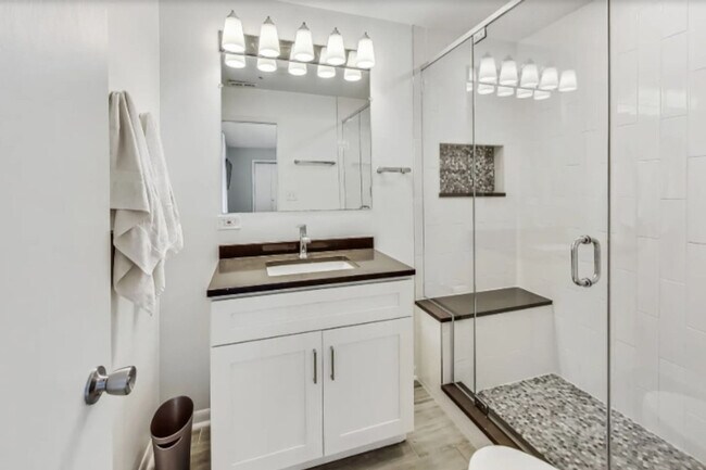 Building Photo - 36856 N Hickory Ct