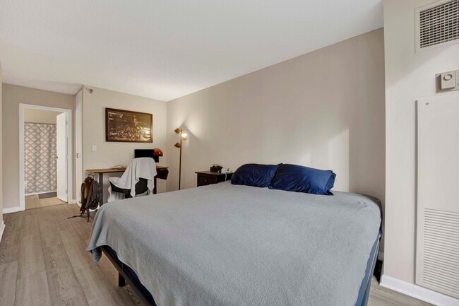 Building Photo - 440 N Wabash Ave