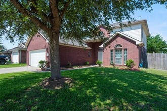 Building Photo - 131 Sunset Falls Dr