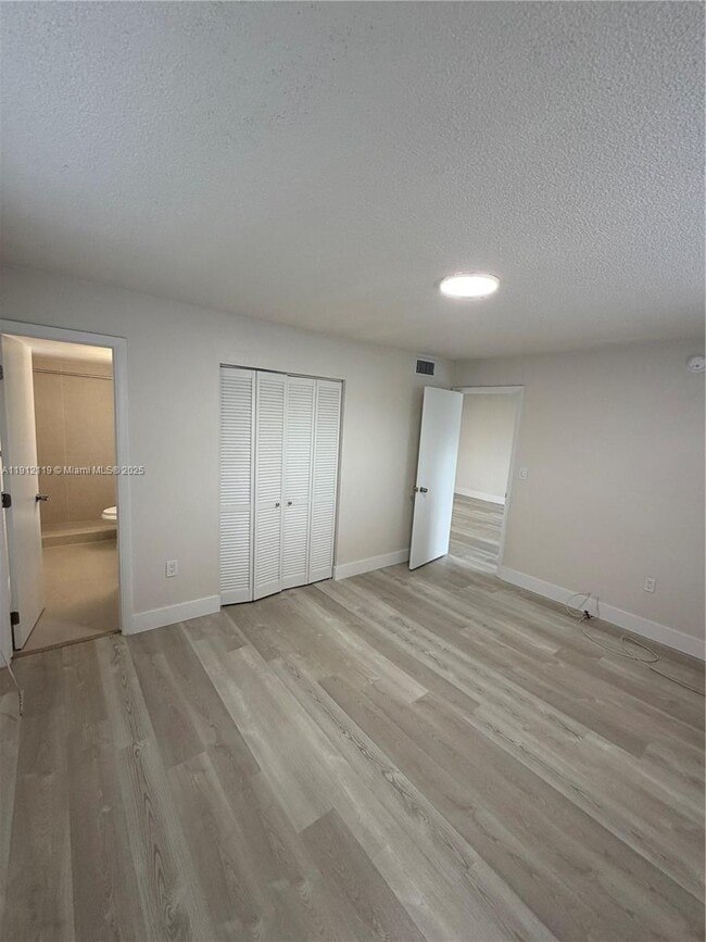 Building Photo - 444 SW 4th St