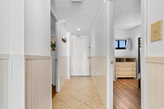 Building Photo - 2200 N Ocean Blvd