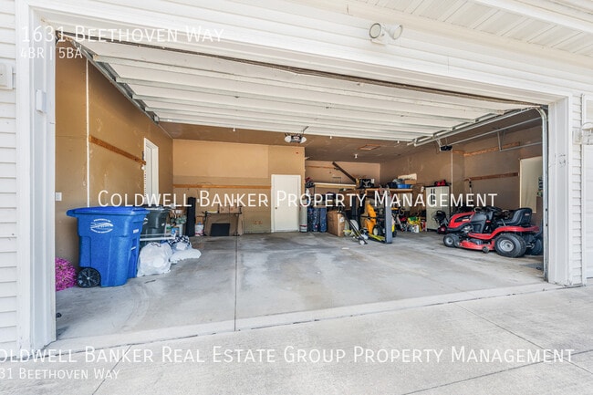 Building Photo - 1631 Beethoven Way