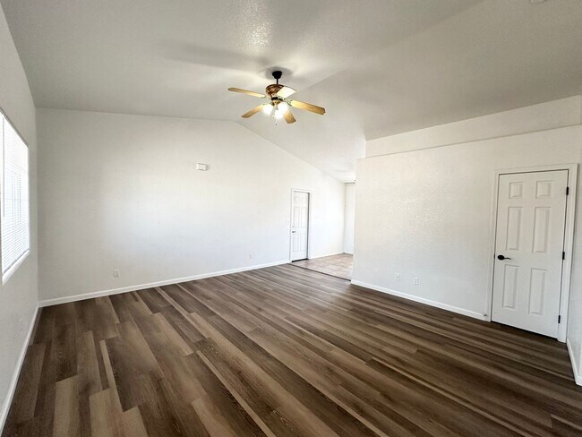 Building Photo - 2647 Simms Ave