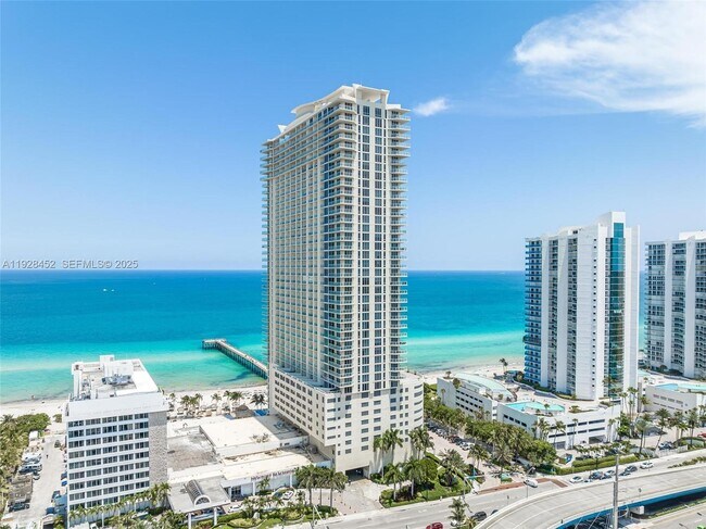 Building Photo - 16699 Collins Ave