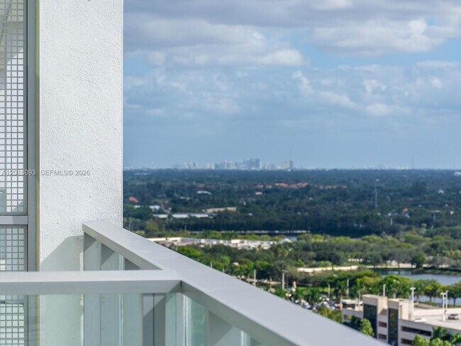 Building Photo - 2000 Metropica Wy