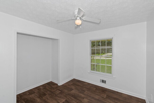 Building Photo - 4216 Rue Antoinette