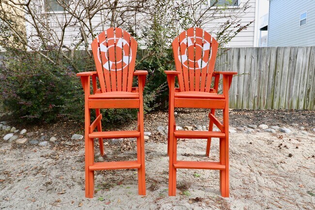 Building Photo - Beautiful Furnished Croatan Beach Home.