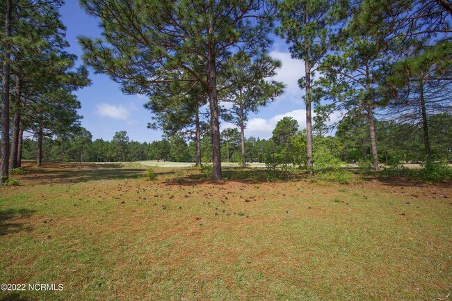 Building Photo - 127 Pine Lake Dr