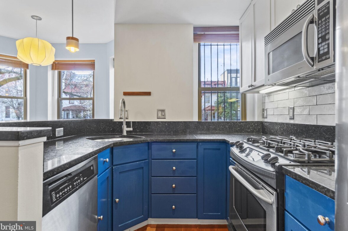 Building Photo - 2535 13th St NW