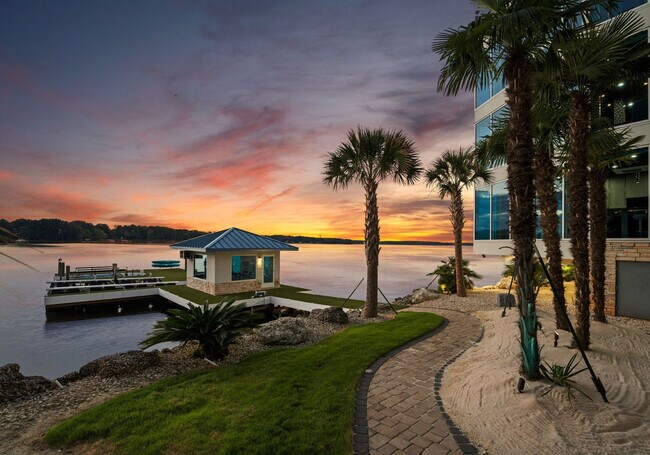 Building Photo - 8776 Harbor Cir