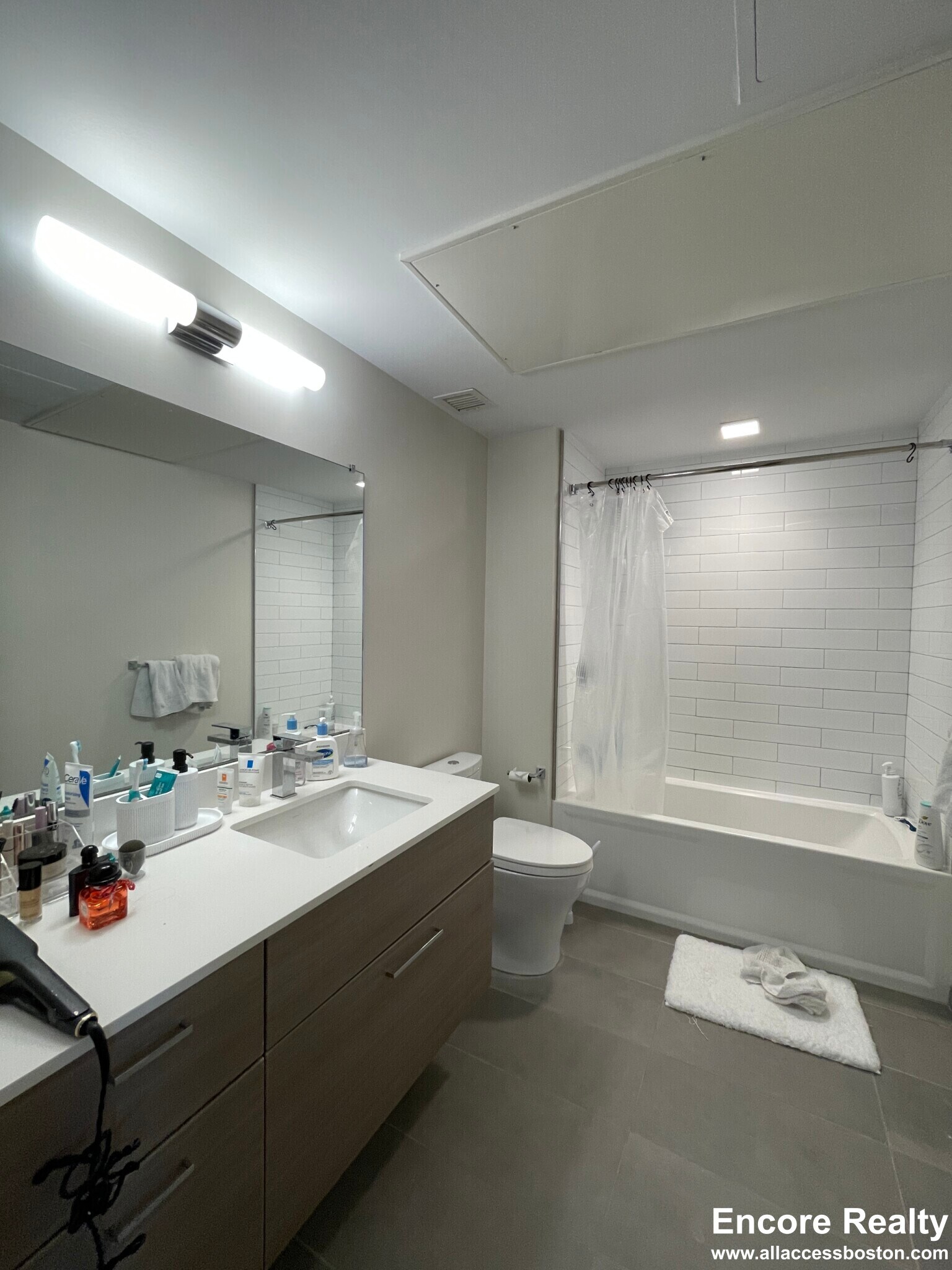 Building Photo - 455 Harvard St