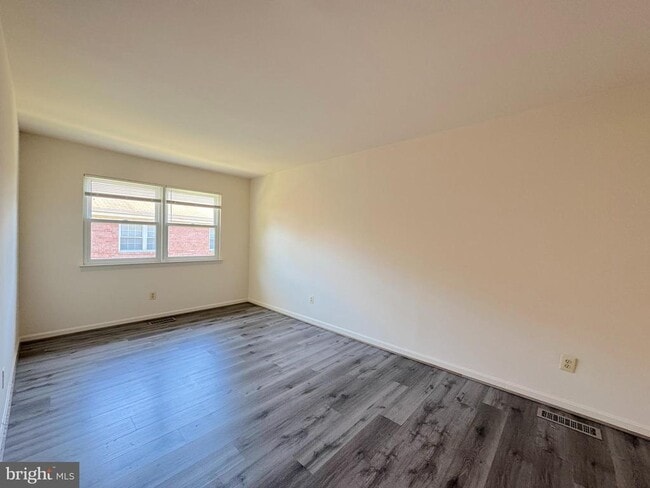 Building Photo - 9557 Hagel Cir