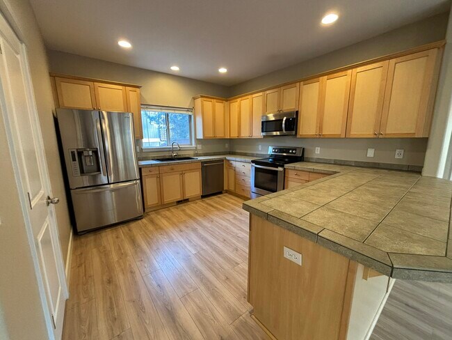 Building Photo - 61208 Brittle Bush St