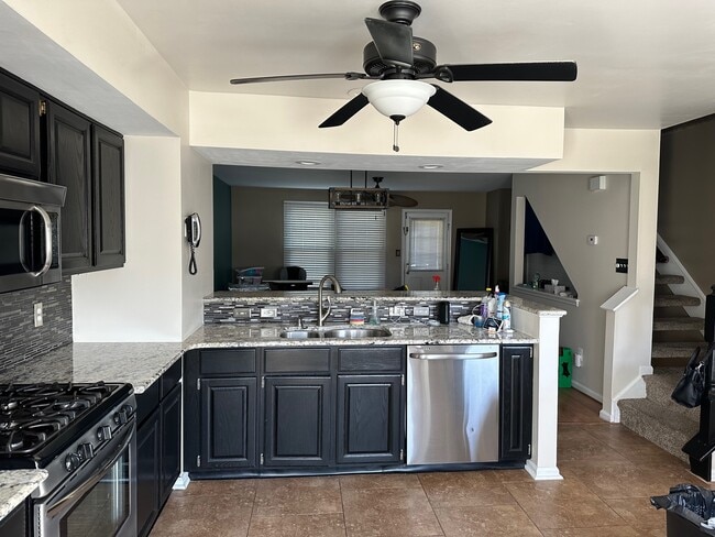 Building Photo - 149 Armerina Dr