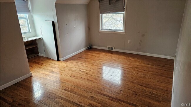 Building Photo - 203 Wilmont Rd