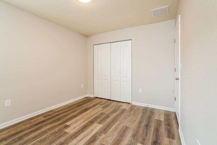 Building Photo - 2536 Tall Grass Rd