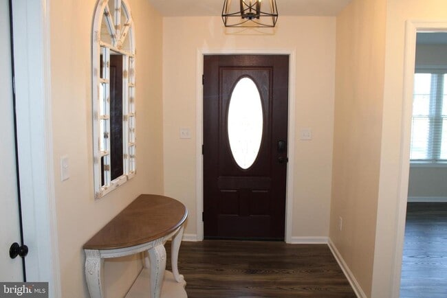 Building Photo - 775 DRIVE