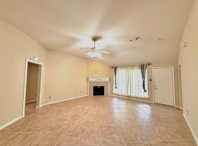 Building Photo - 8514 Spotslyvania Ln