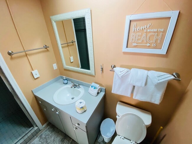 Building Photo - 3401 E Debazan Ave