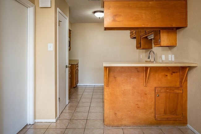 Building Photo - 122 Garden Crest Cir