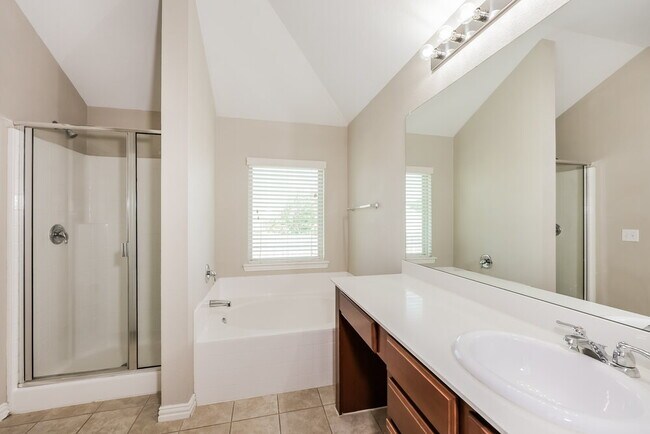 Building Photo - 4929 Lemon Grove Dr