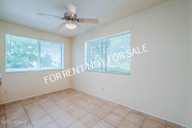 Building Photo - 5084 N Camino Del Lazo