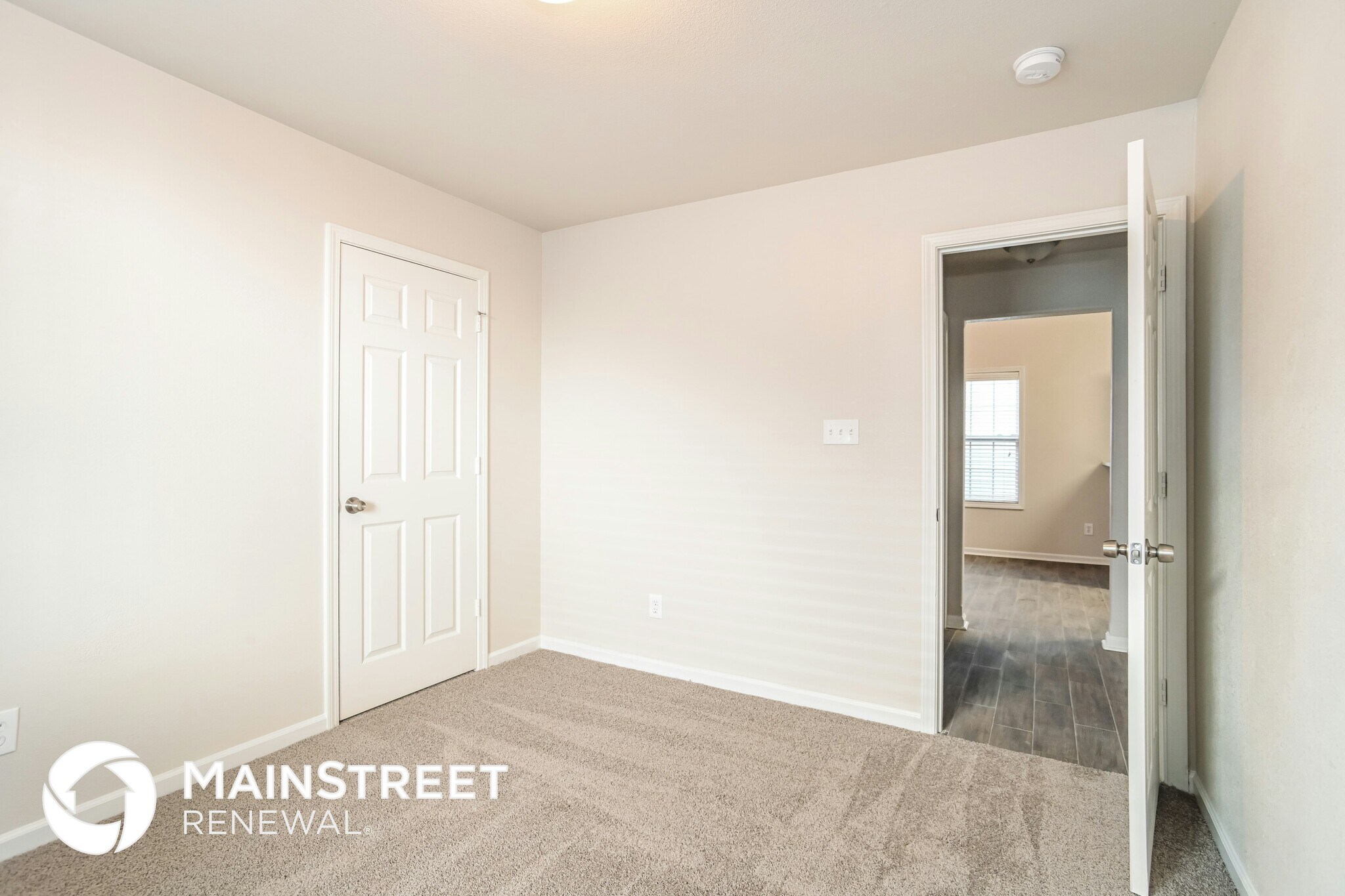 Building Photo - 707 Belmeade Green Dr