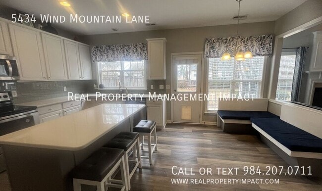 Building Photo - 5434 Wind Mountain Ln