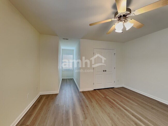 Building Photo - 3204 Neuse Crossing Dr