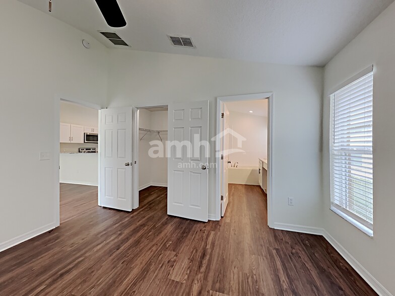 Building Photo - 3754 Benson Park Blvd