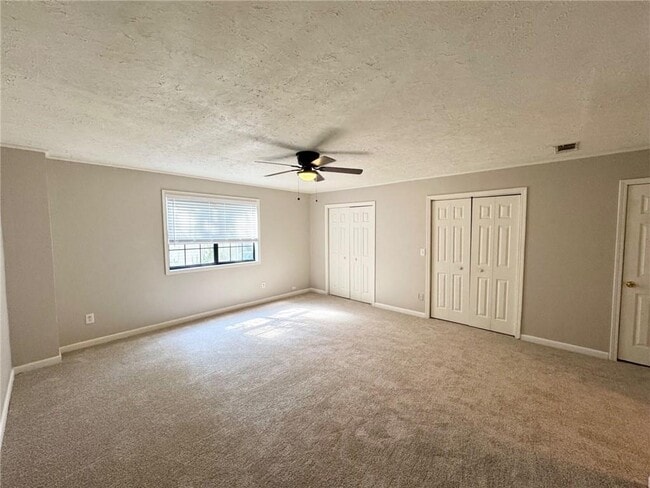 Building Photo - 4991 Sugar Creek Dr