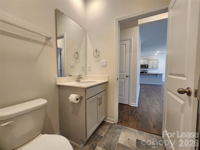 Building Photo - 125 Sycamore Xing Ct