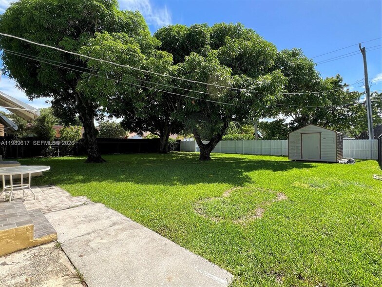 Building Photo - 432 Palmetto Dr