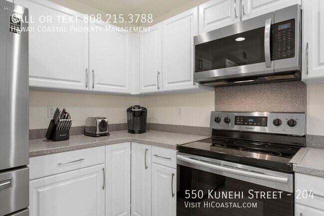 Building Photo - 550 Kunehi St