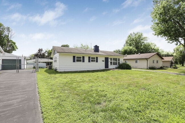 Building Photo - Cozy Ranch Home 30 Night Min Quiet Reynoldsburg