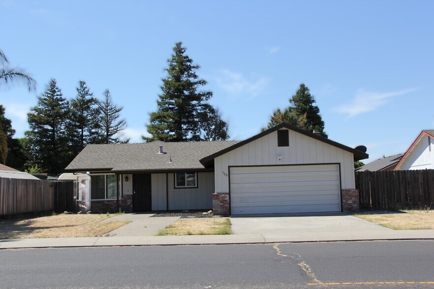 Building Photo - 728 Wawona St