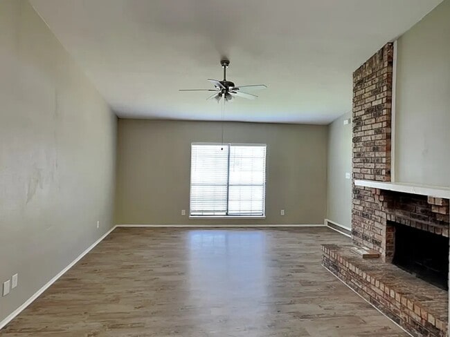 Building Photo - 1513 Coffeyville Trail